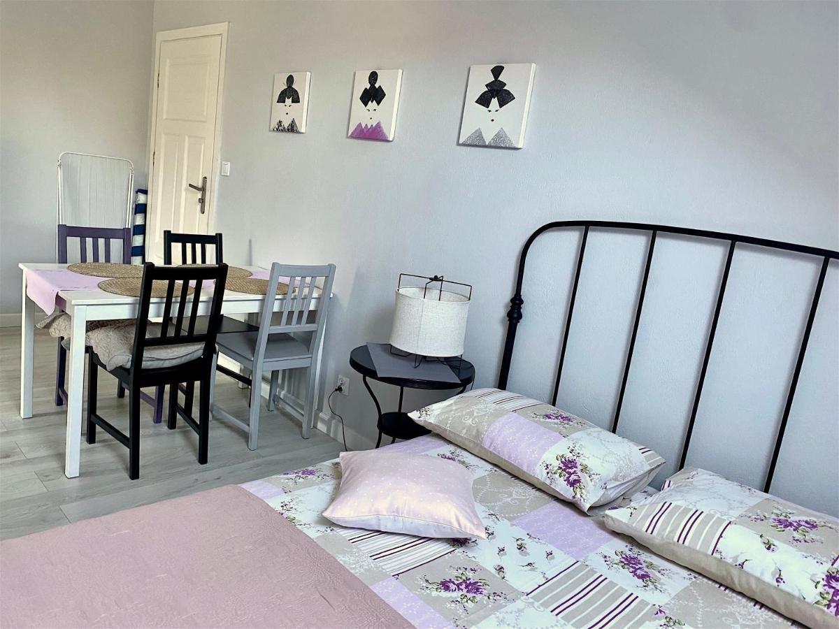 Szary Domek Apartamenty Ustka Bagian luar foto